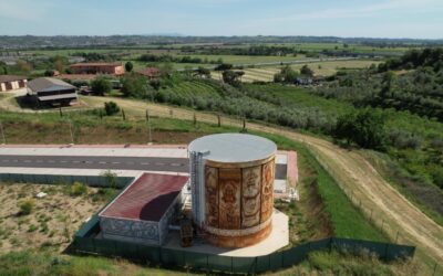 “Antropia”, una nuova opera monumentale della celebre Street artist Ale Senso